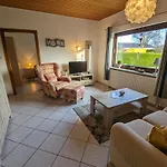 Haus Dorfschmiede, Whg Seestern Apartment Alkersum