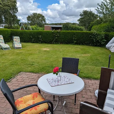 Apartment Haus Dorfschmiede, Whg Seestern Alkersum